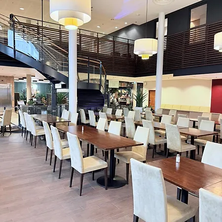 Premium Kylpylaen Vieressae Vierumäki